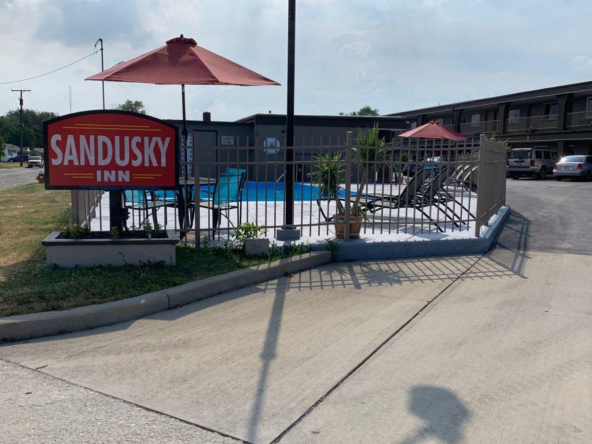 Sandusky Inn Ngoại thất bức ảnh